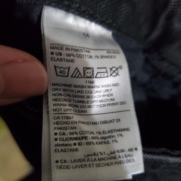 Old Navy Jeans Womens Size 14 Black High Rise Flare Ankle Denim Crop - Picture 3 of 11